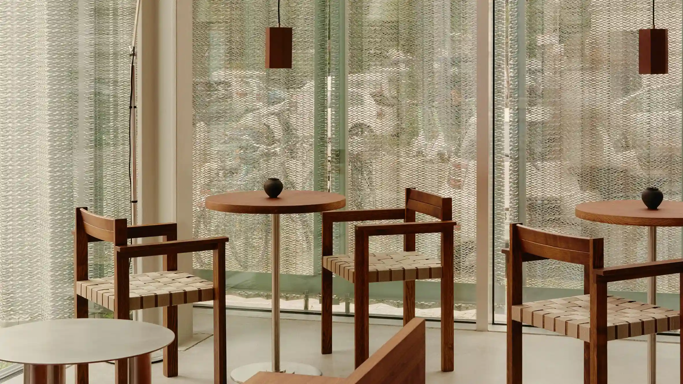 Berlin's Hospitality and Transportation Sectors Show Signs of Growth Amid Urban Development Boom